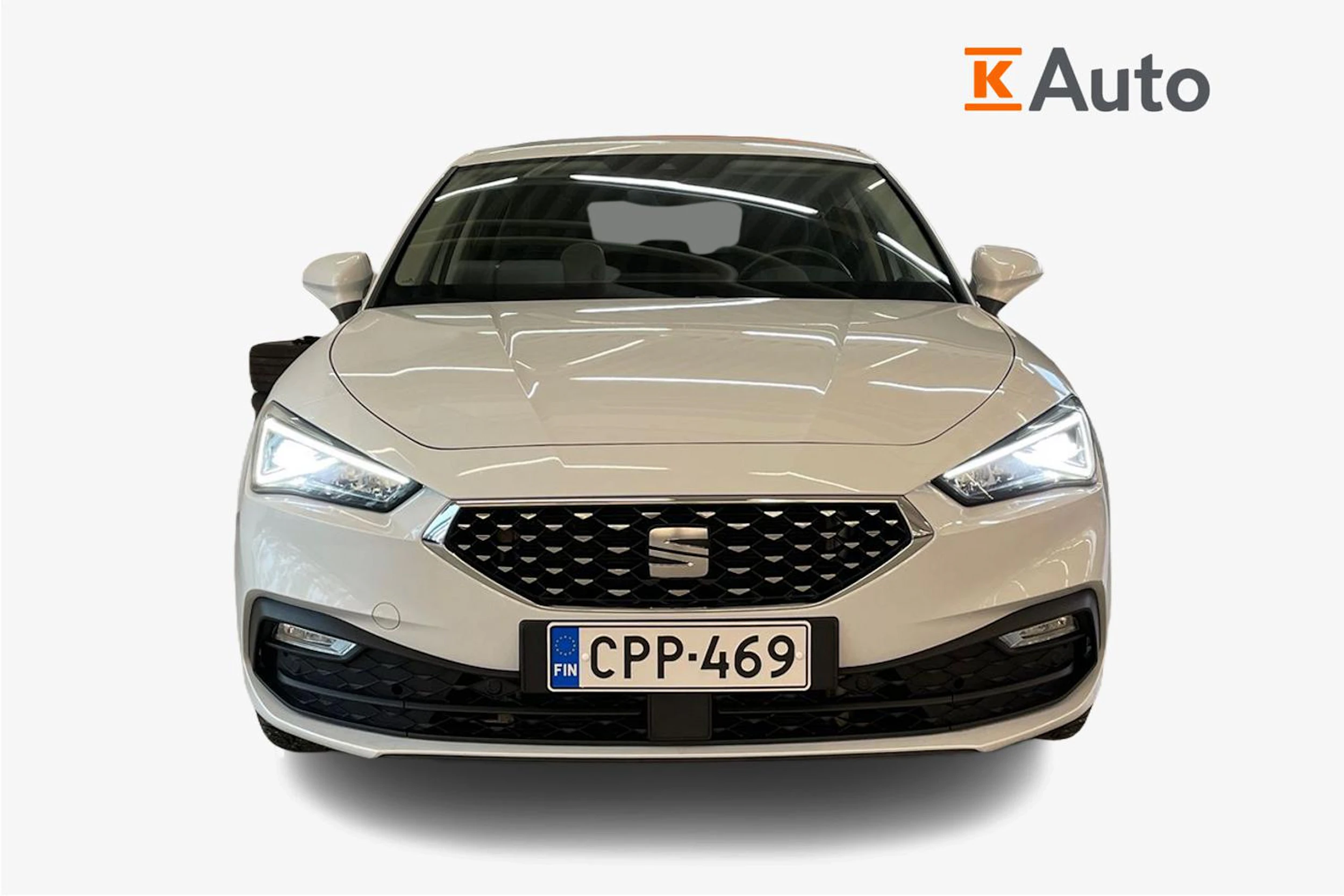 Valkoinen SEAT LEON 2021 kuva 4.