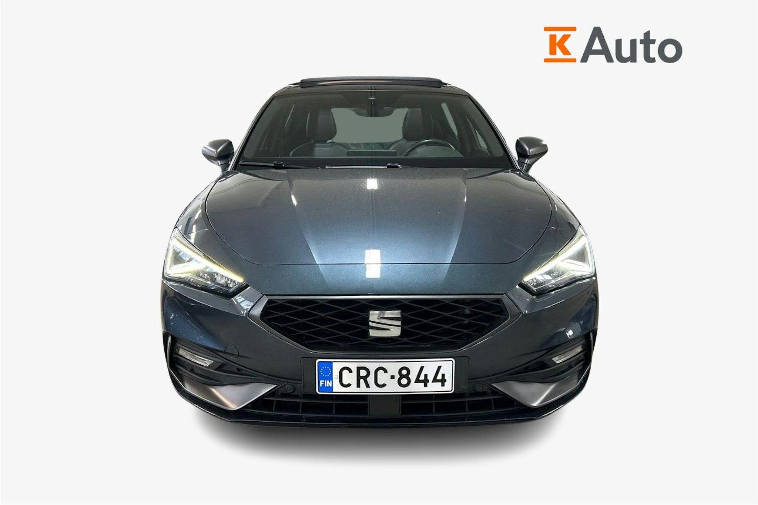 harmaa SEAT Leon 2021 kuva 5.