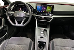 harmaa SEAT Leon 2021 kuva 9.