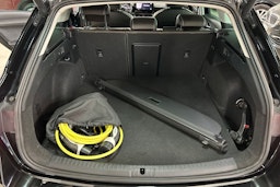 musta SEAT Leon Sportstourer 2021 kuva 14.