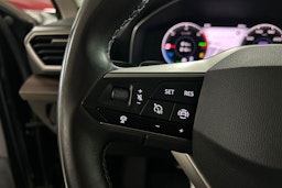 musta SEAT Leon Sportstourer 2021 kuva 18.