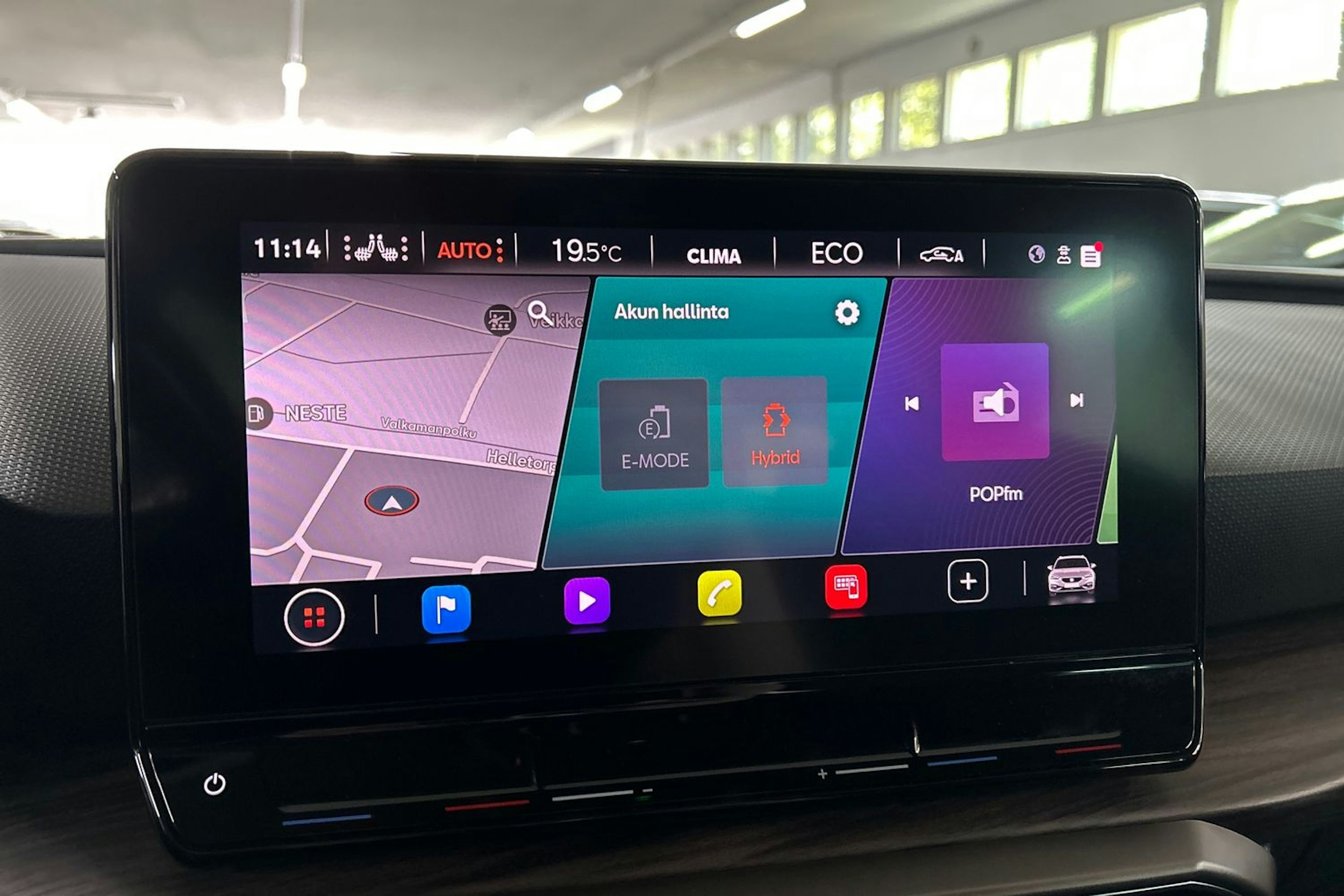 musta SEAT Leon Sportstourer 2021 kuva 22.