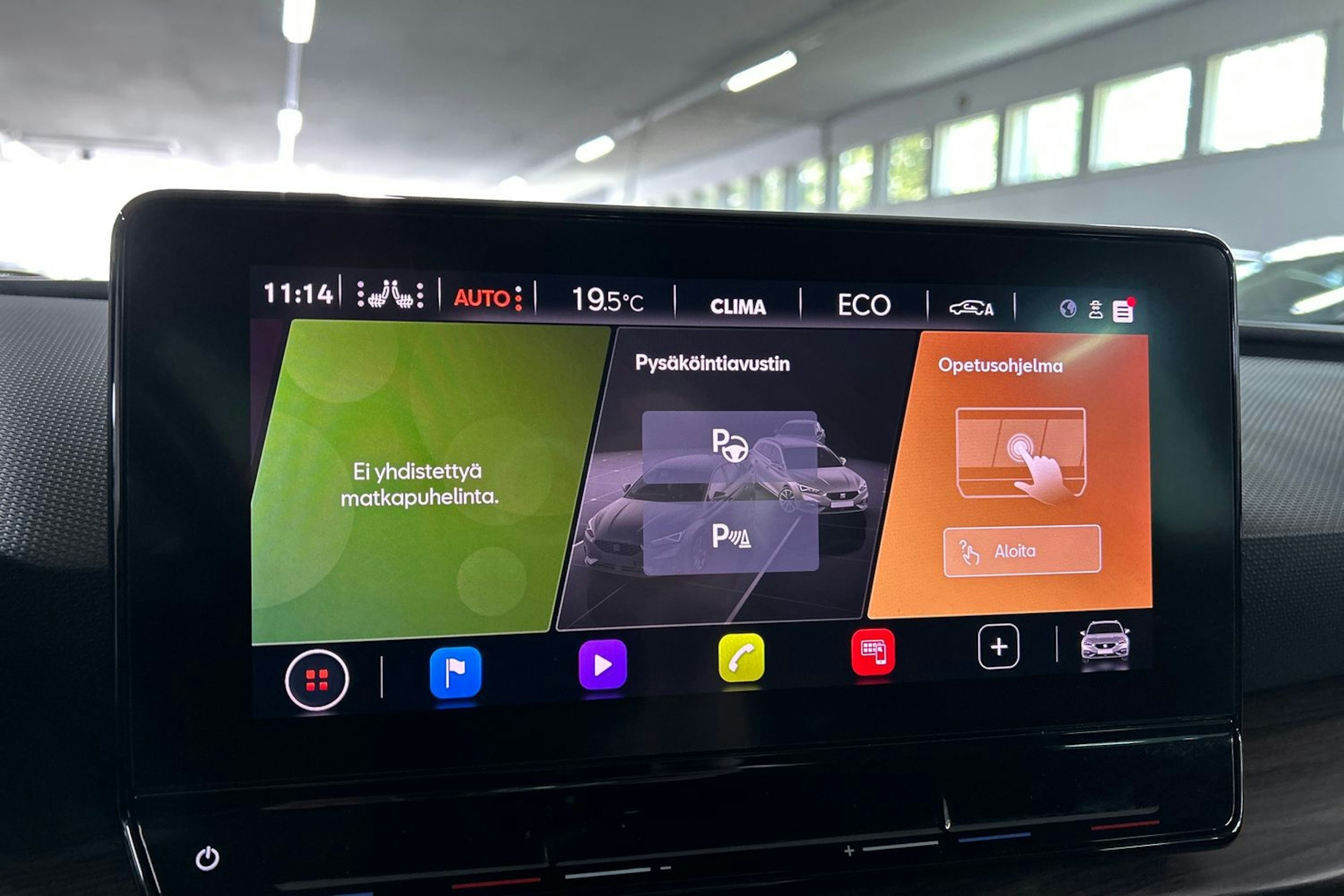 musta SEAT Leon Sportstourer 2021 kuva 23.