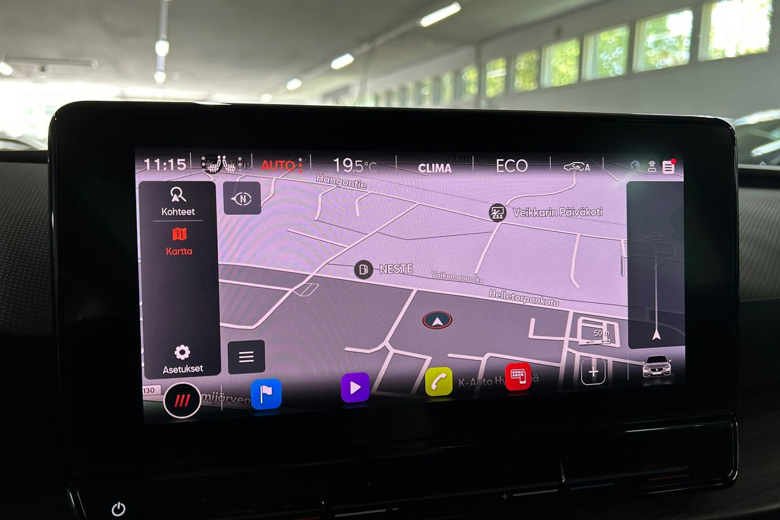 musta SEAT Leon Sportstourer 2021 kuva 25.