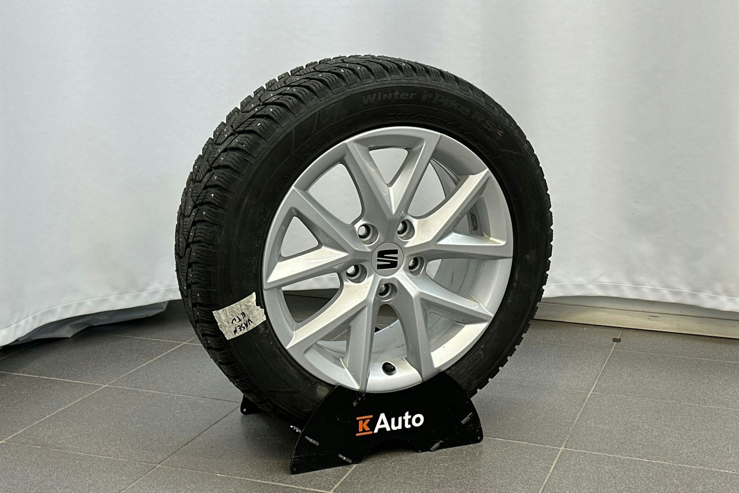 musta SEAT Leon 2021 kuva 14.