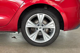 Punainen SEAT LEON 2021 kuva 10.