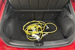 Punainen SEAT LEON 2021 kuva 24.