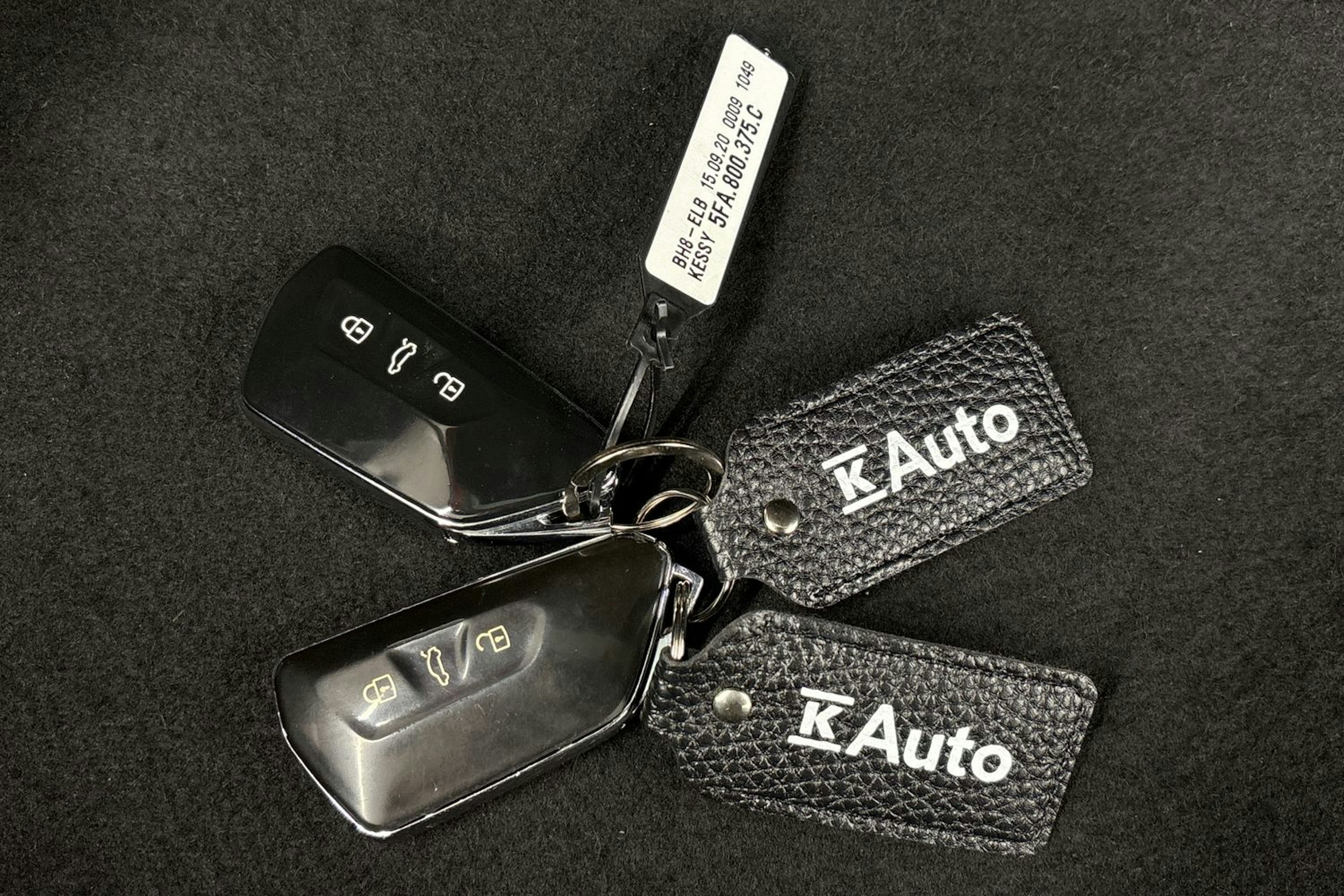 punainen SEAT Leon 2021 kuva 20.