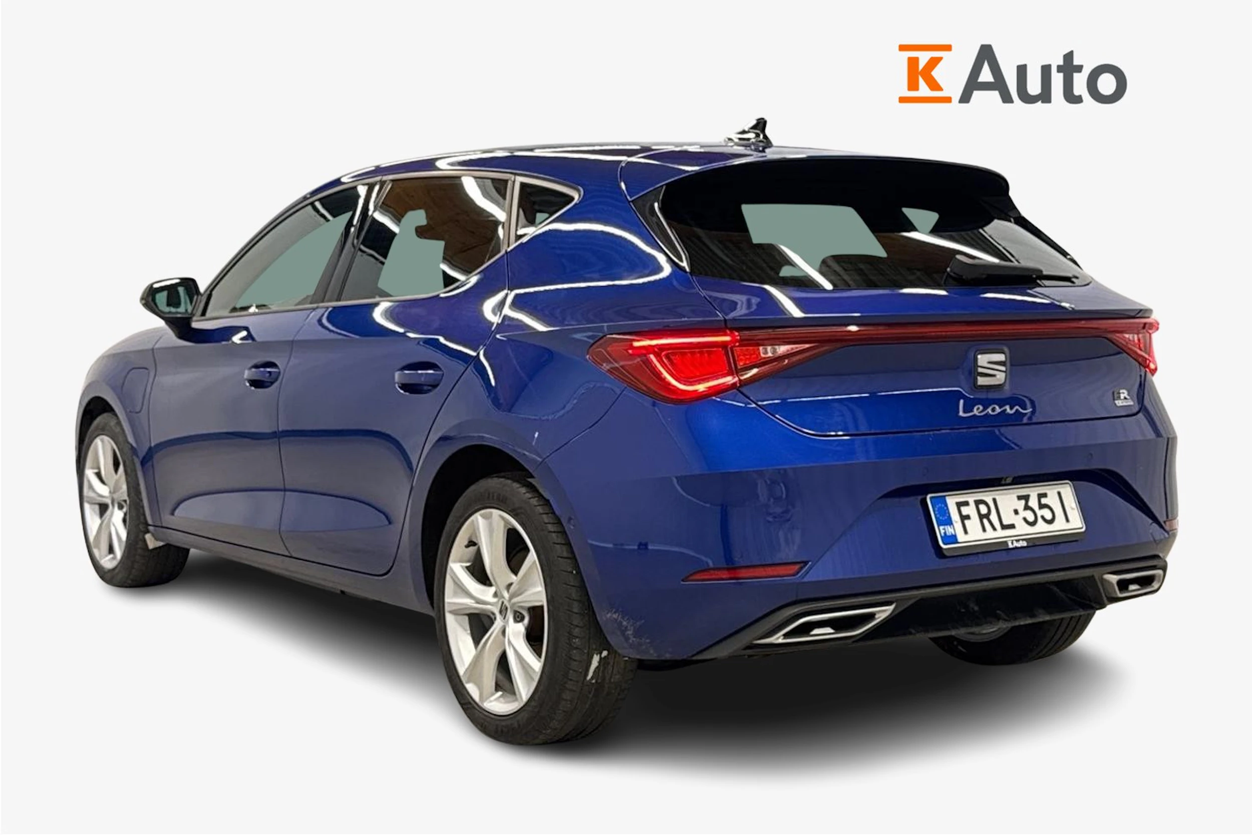 met. sininen SEAT Leon 2021 kuva 3.