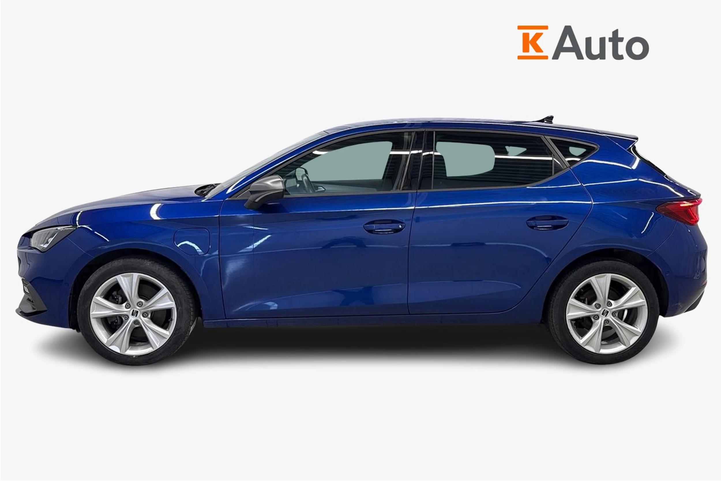 met. sininen SEAT Leon 2021 kuva 7.