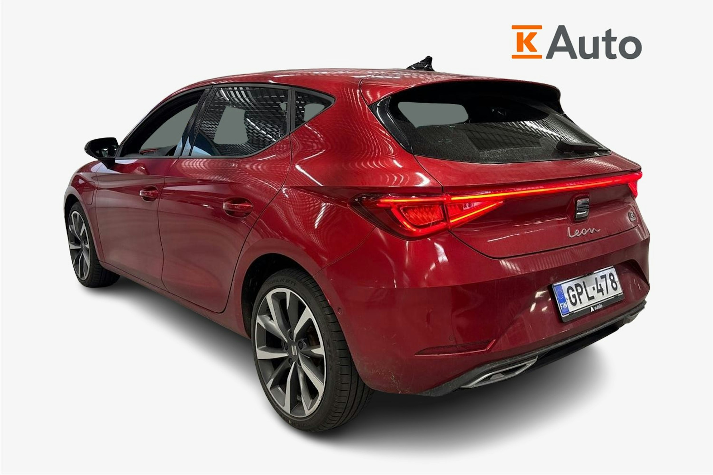 punainen SEAT Leon 2021 kuva 2.