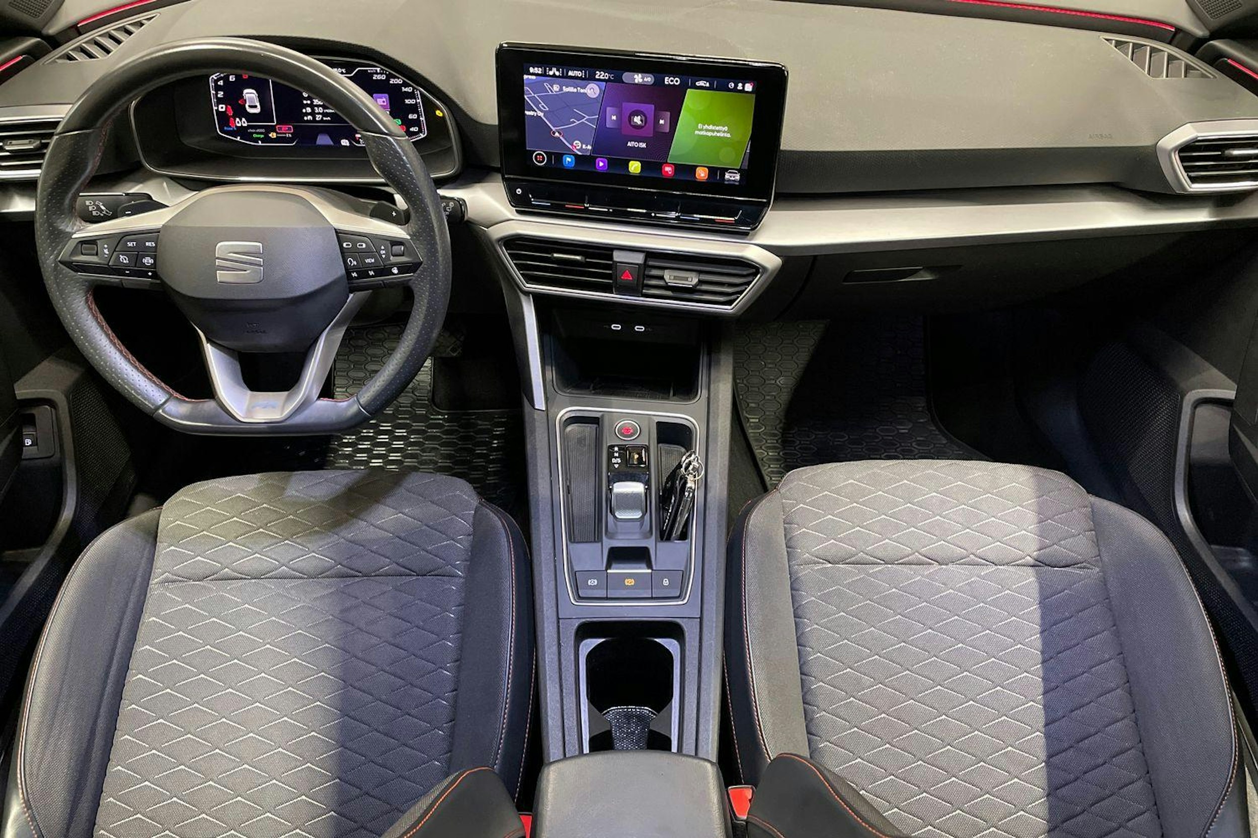 punainen SEAT Leon 2021 kuva 9.