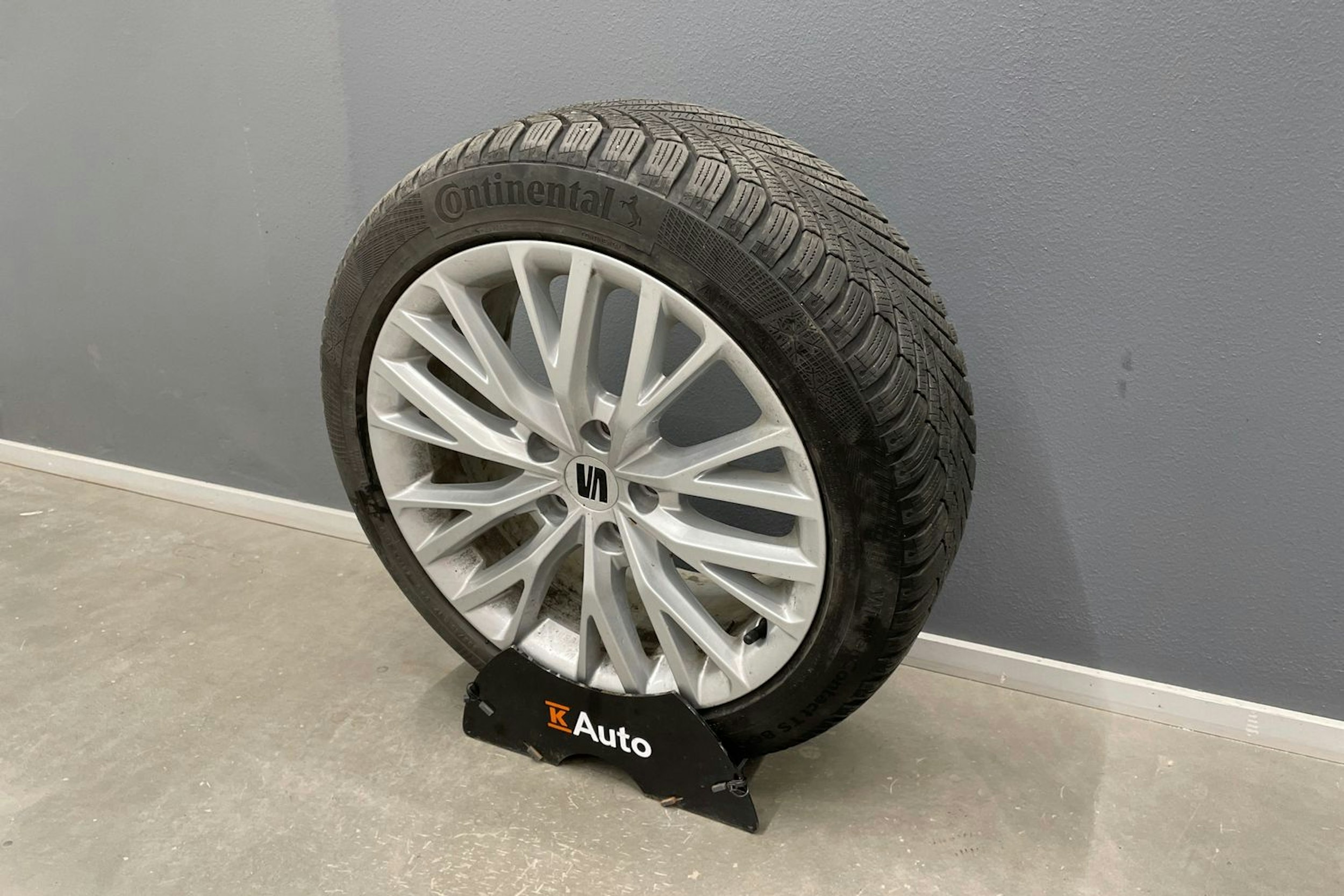 punainen SEAT Leon 2021 kuva 14.