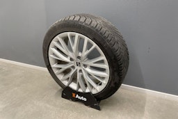 punainen SEAT Leon 2021 kuva 14.