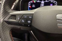 punainen SEAT Leon 2021 kuva 25.