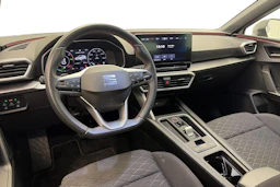 Valkoinen SEAT LEON 2021 kuva 6.