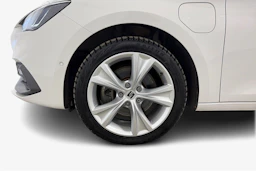 Valkoinen SEAT LEON 2021 kuva 9.