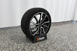 Valkoinen SEAT LEON 2021 kuva 10.