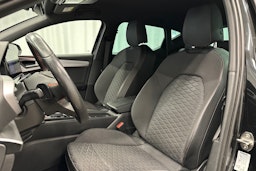 musta SEAT Leon 2021 kuva 16.