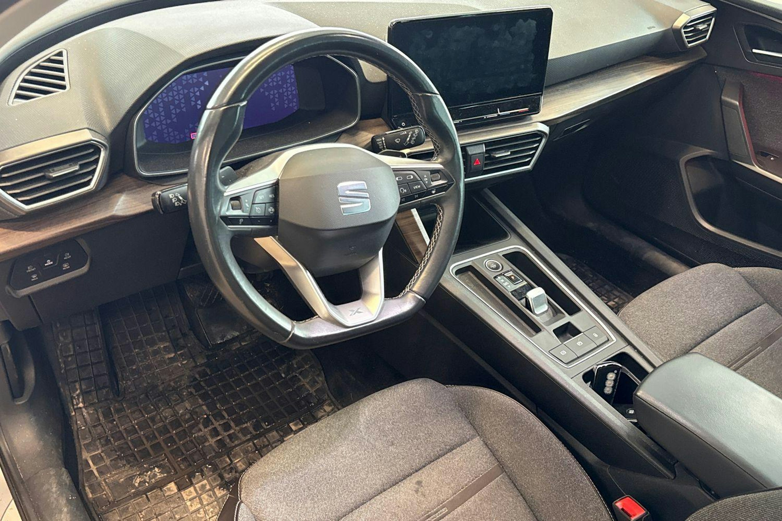 Hopea SEAT LEON 2021 kuva 3.