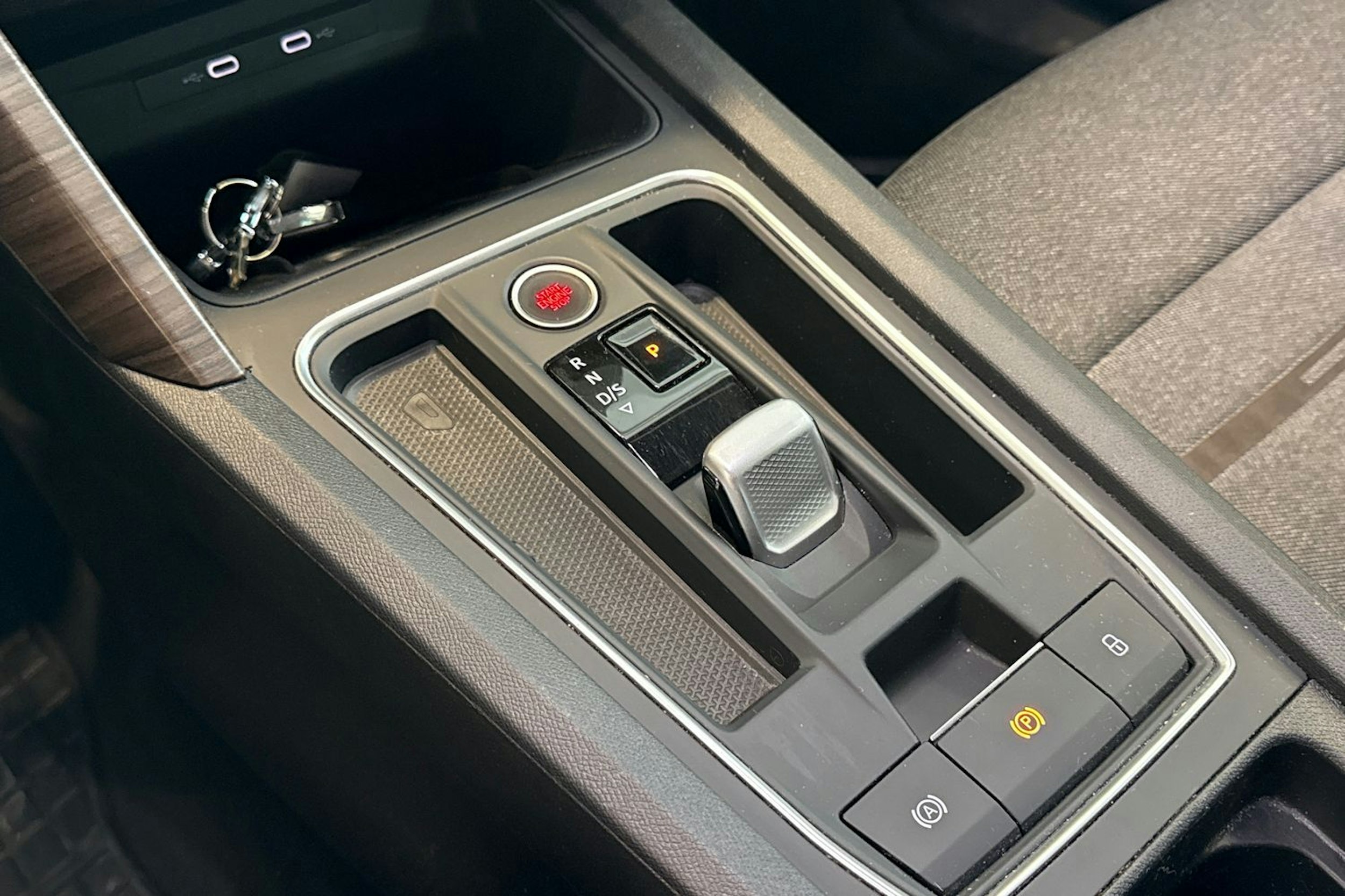 Hopea SEAT LEON 2021 kuva 22.