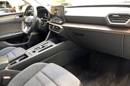 musta SEAT Leon 2021 kuva 21.