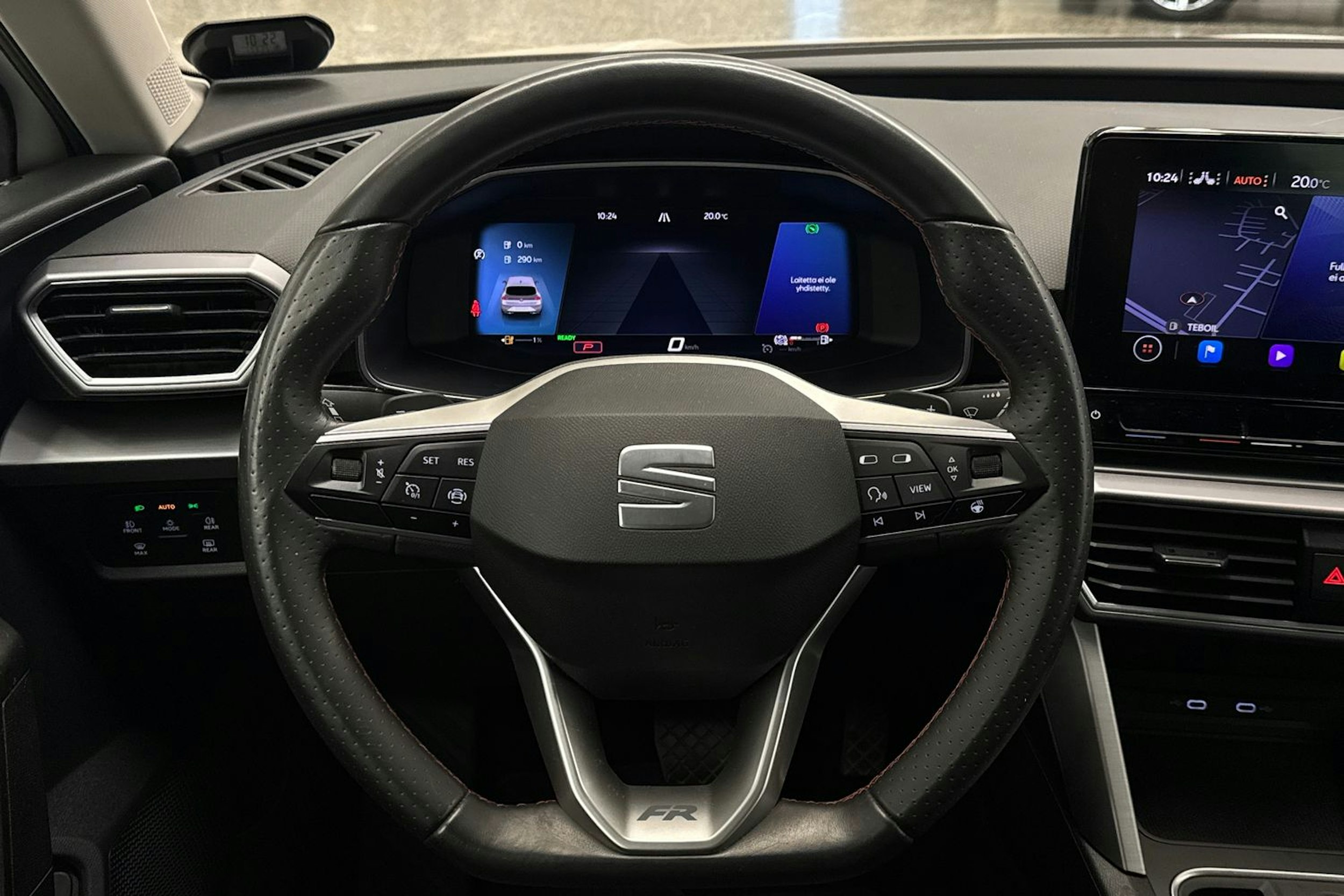 valkoinen SEAT Leon 2021 kuva 14.
