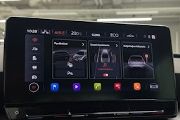 valkoinen SEAT Leon 2021 kuva 29.