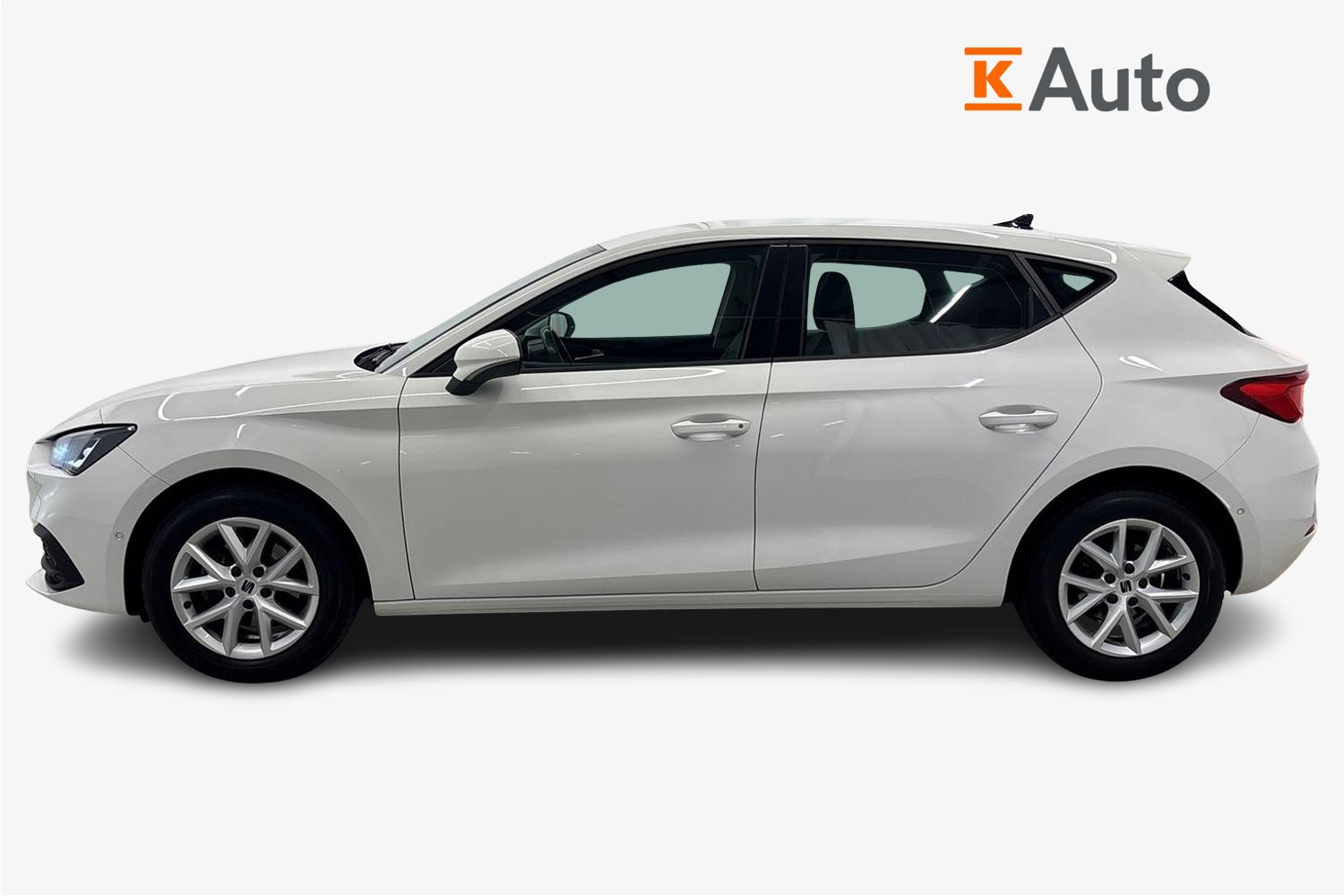 Seat Leon 1,0 eTSI 110 Hybrid Style DSG 2021, kuva 5/22