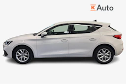 valkoinen SEAT Leon 2021 kuva 5.
