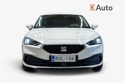 valkoinen SEAT Leon 2021 kuva 5.