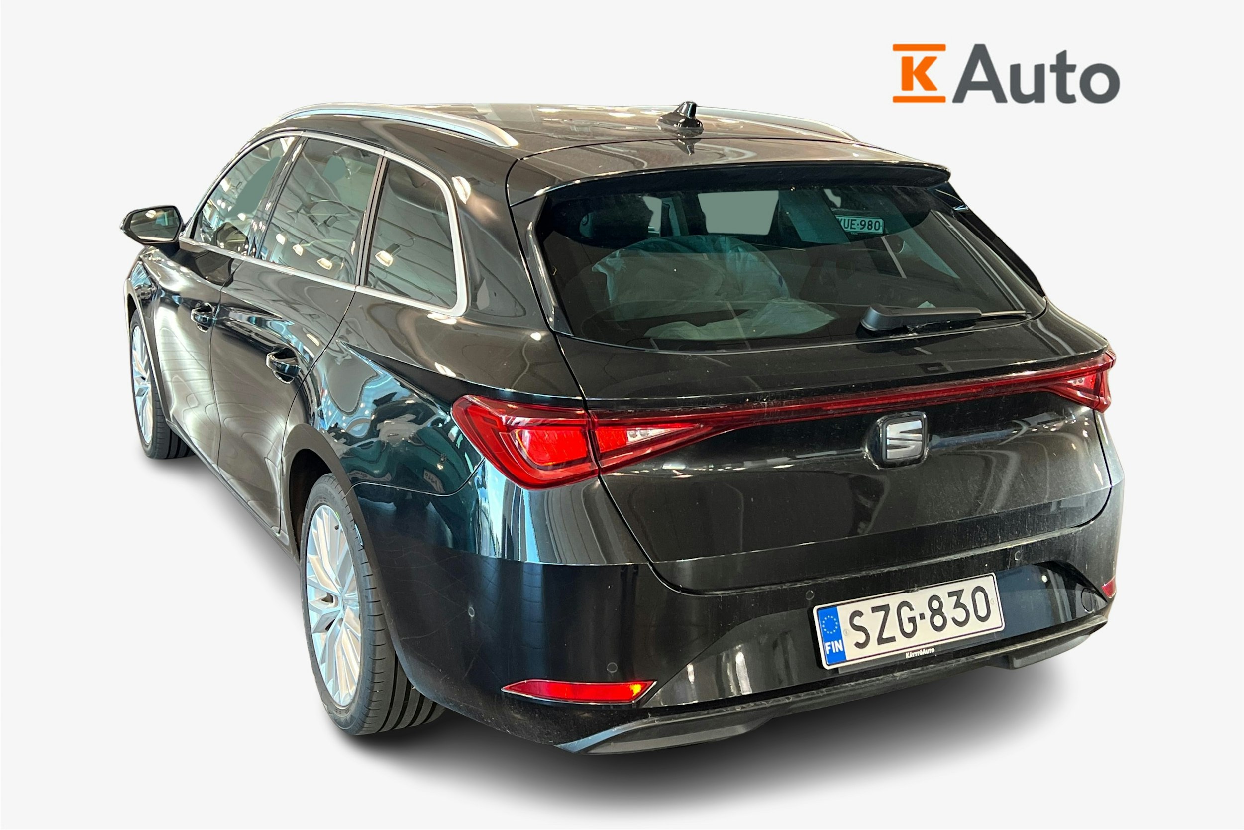 musta SEAT Leon 2022 kuva 2.