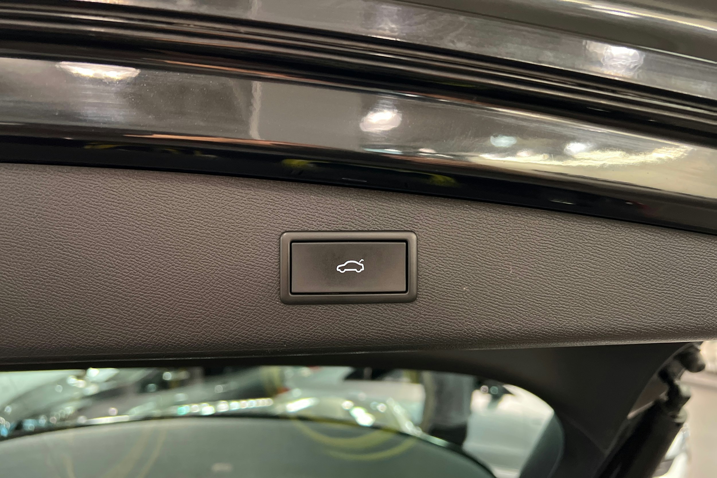 musta SEAT Leon 2021 kuva 15.