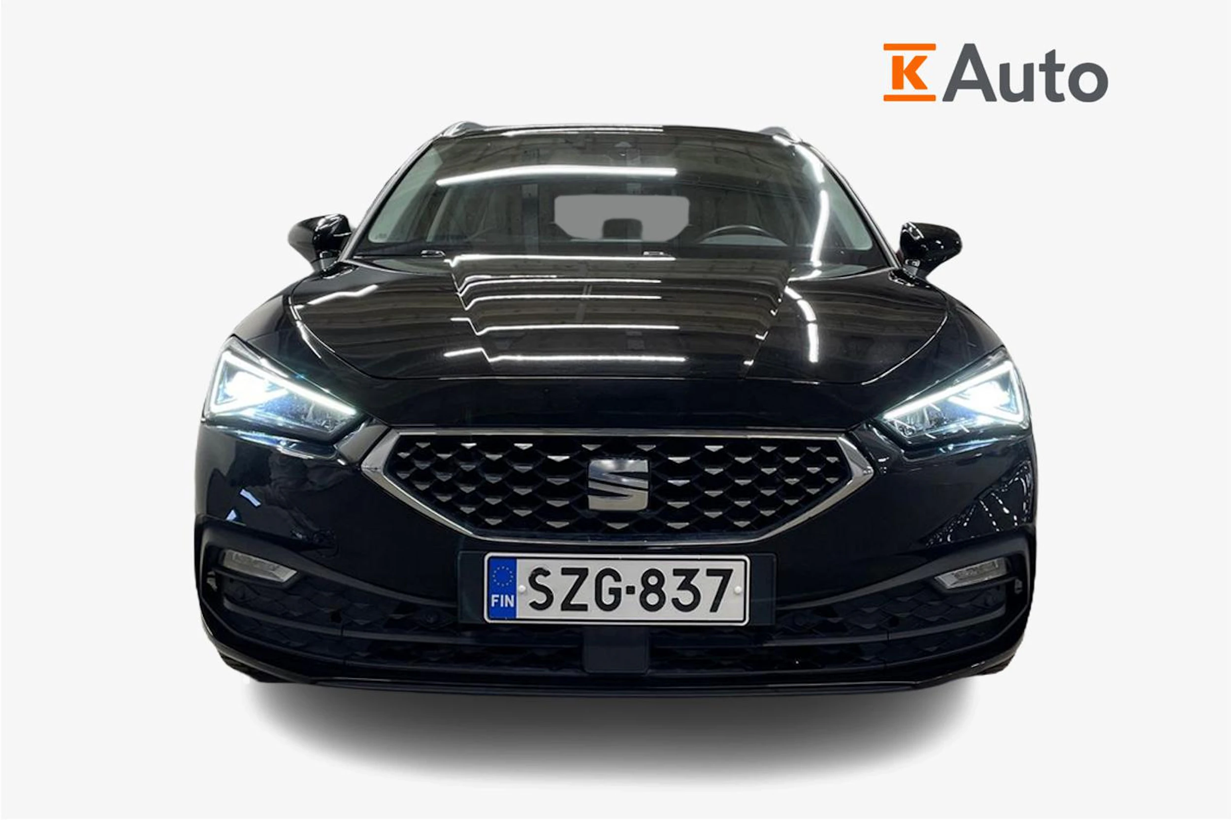 musta SEAT Leon Sportstourer 2022 kuva 4.