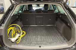 musta SEAT Leon Sportstourer 2022 kuva 12.