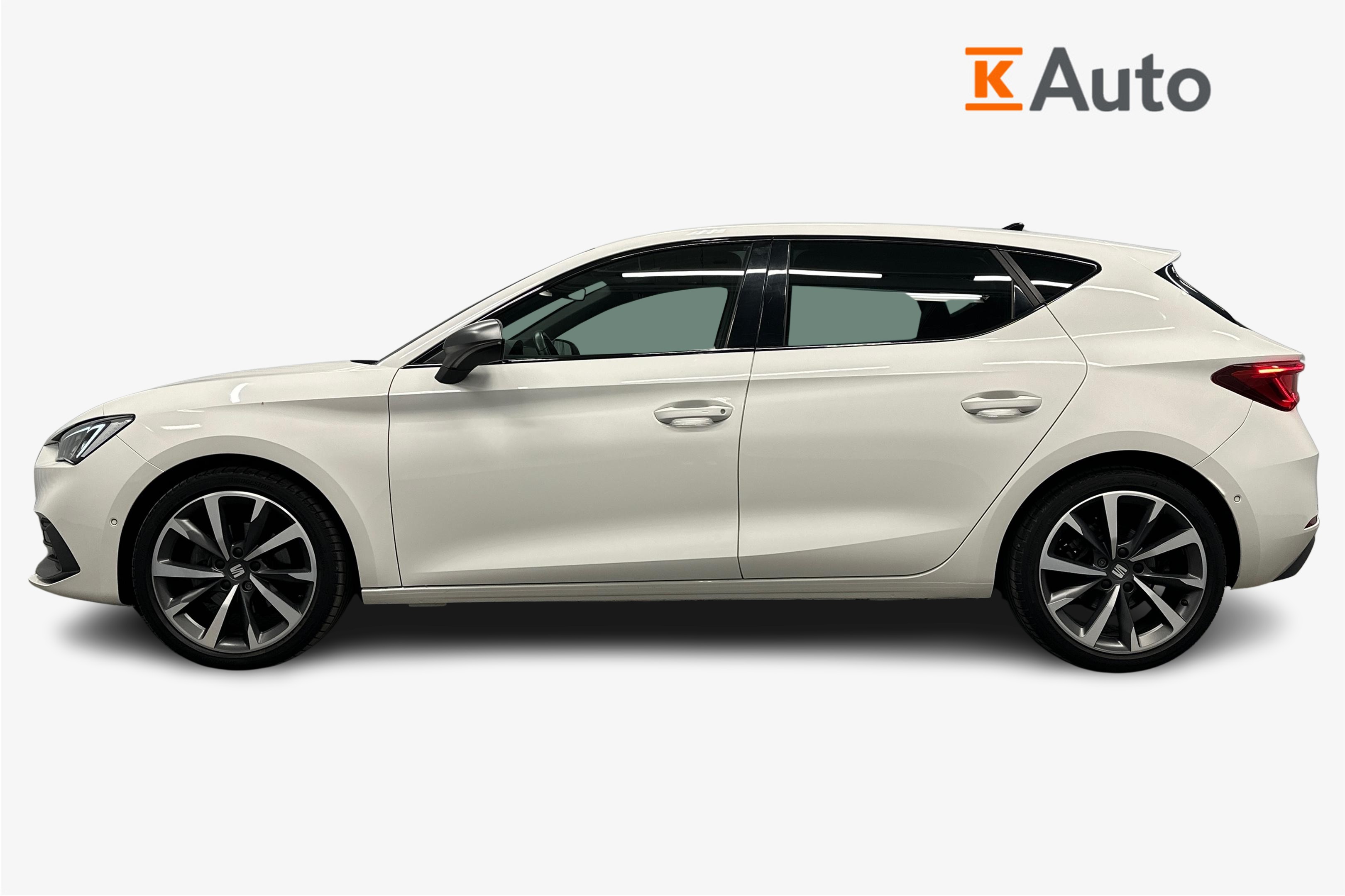 Seat Leon 1,5 eTSI 150 Hybrid FR DSG 2021, kuva 5/36