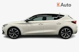 valkoinen SEAT Leon 2021 kuva 5.