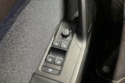 harmaa SEAT Leon 2022 kuva 27.