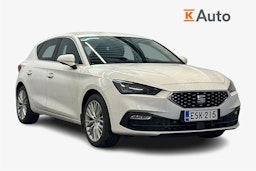 valkoinen SEAT Leon 2022 kuva 1.