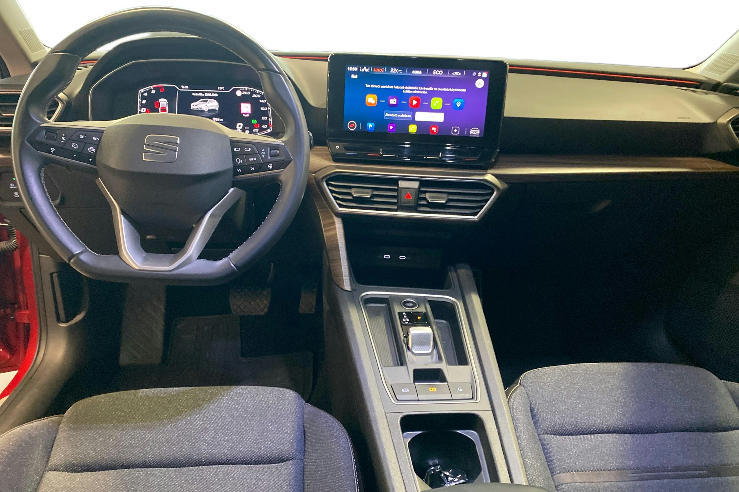 punainen SEAT Leon 2022 kuva 9.