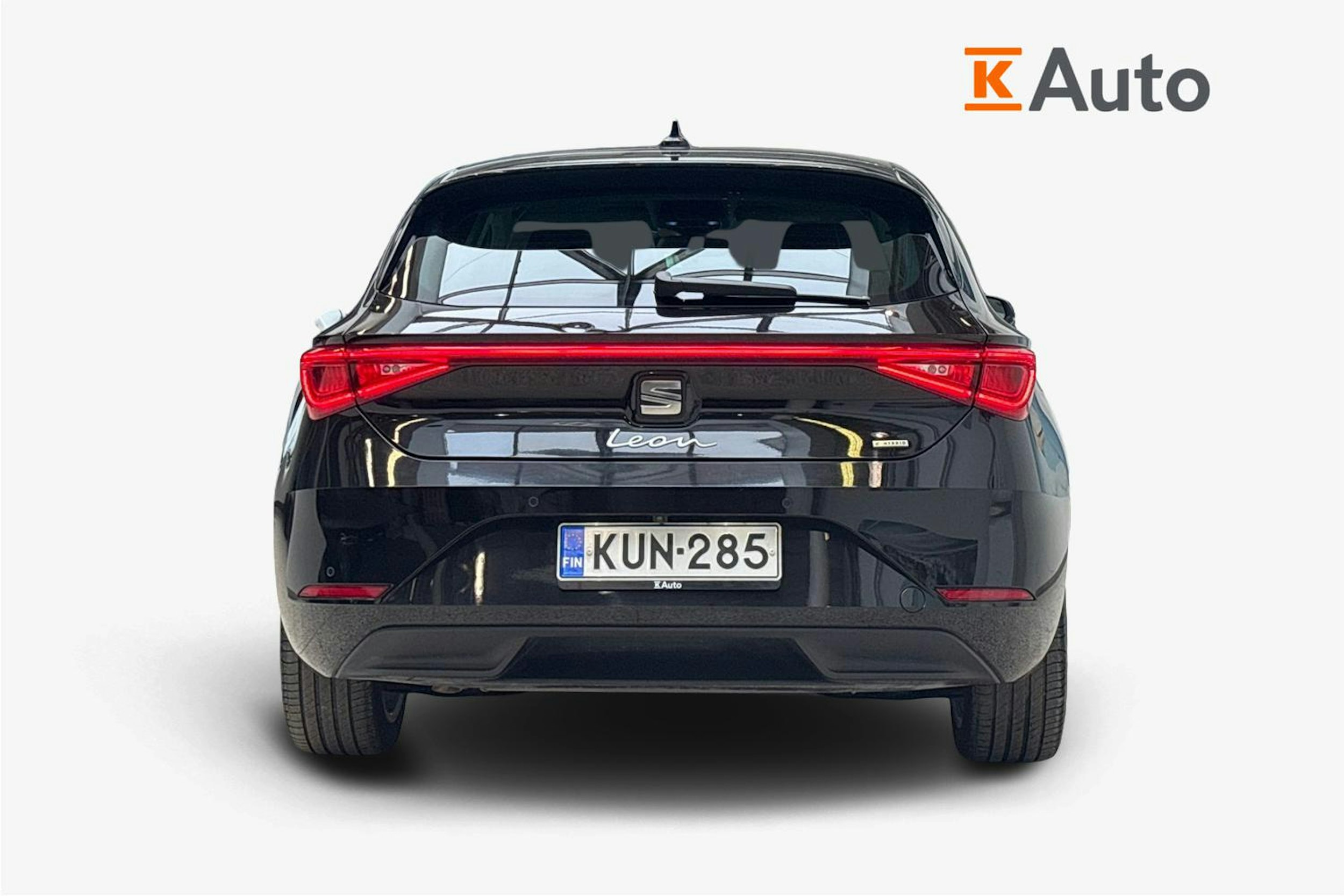 musta SEAT Leon 2022 kuva 4.