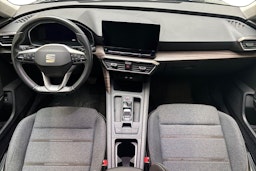 musta SEAT Leon 2022 kuva 10.