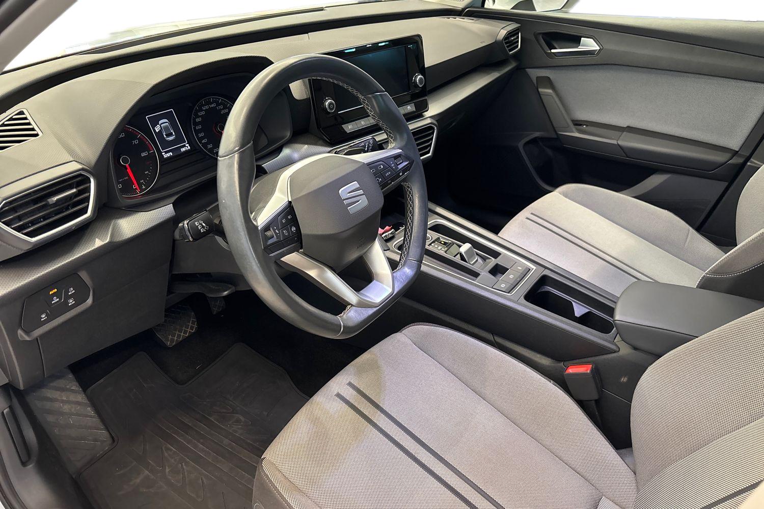Seat Leon 1,0 eTSI 110 Hybrid Style DSG 2022, photo 6/28