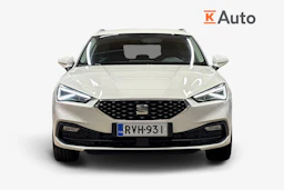 valkoinen SEAT Leon 2023 kuva 4.