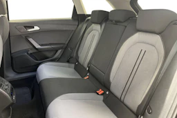 musta SEAT Leon Sportstourer 2024 kuva 8.