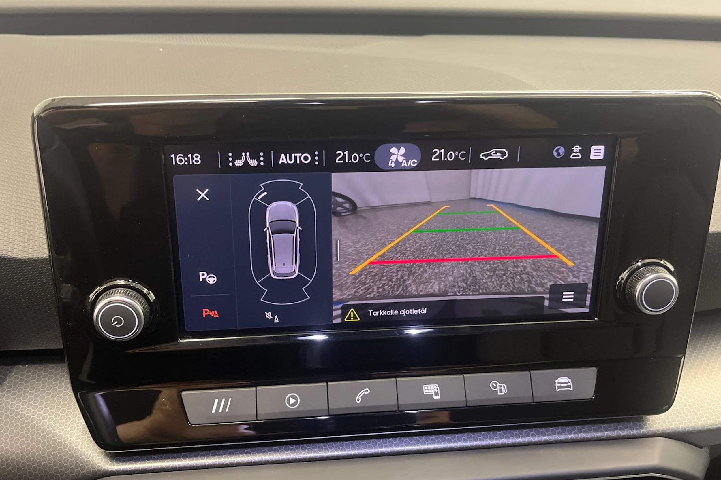 musta SEAT Leon Sportstourer 2024 kuva 16.