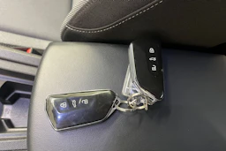 musta SEAT Leon Sportstourer 2024 kuva 19.