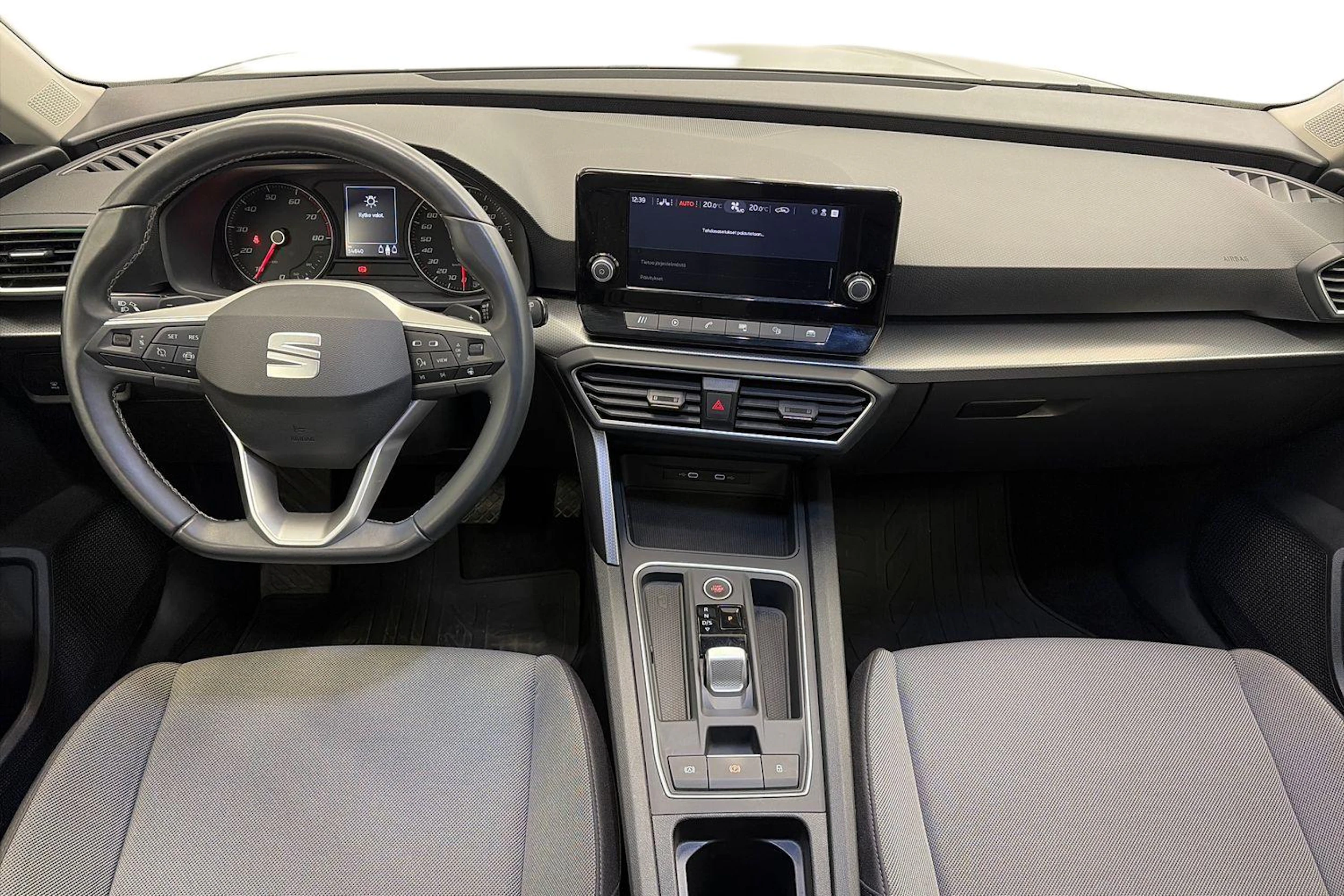harmaa SEAT Leon Sportstourer 2024 kuva 7.