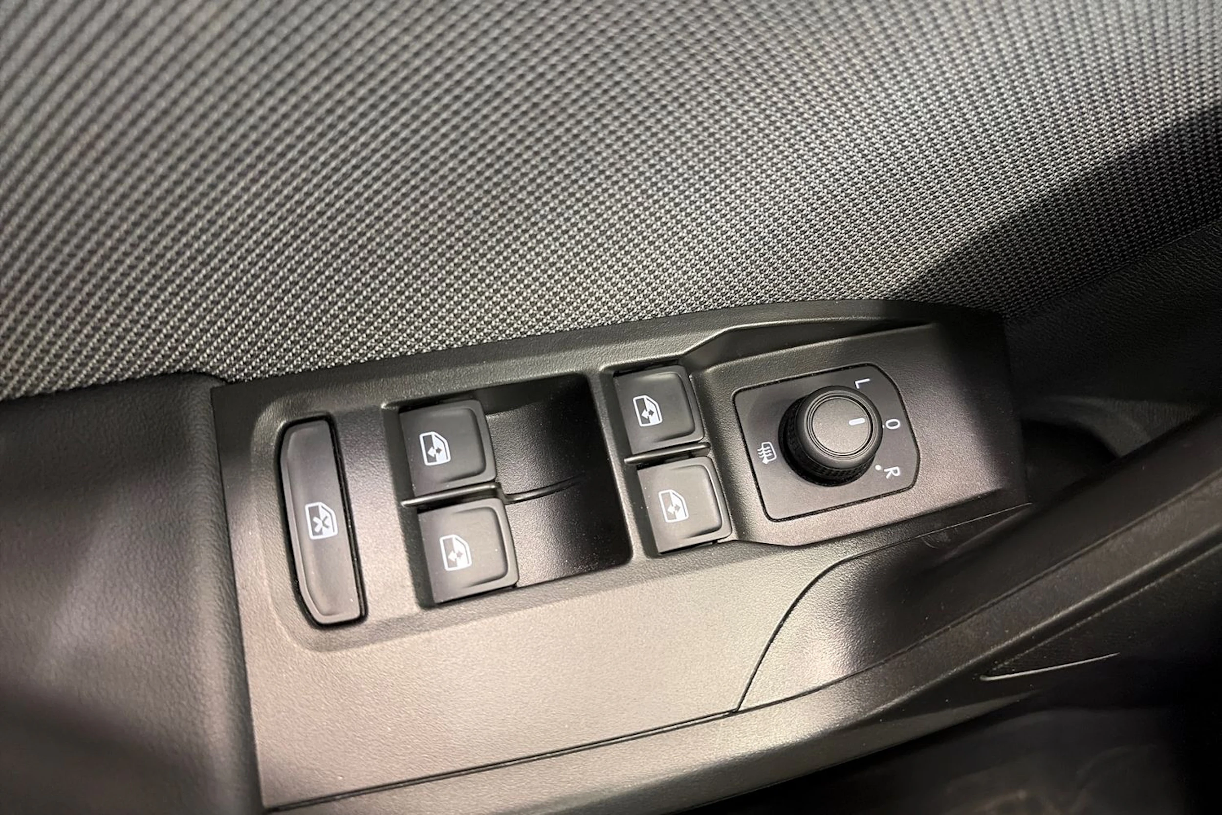 harmaa SEAT Leon Sportstourer 2024 kuva 21.