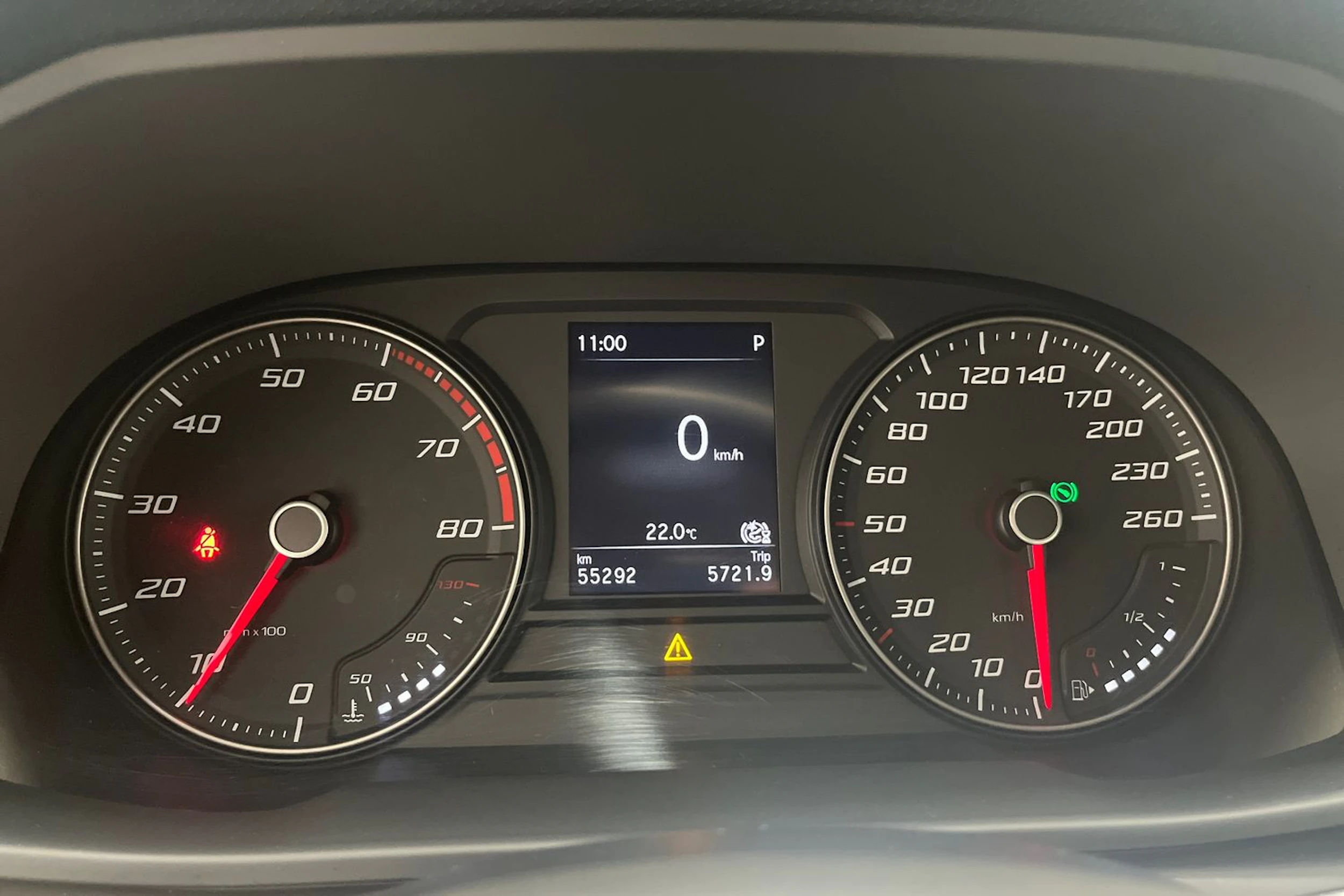 musta SEAT Leon 2024 kuva 13.